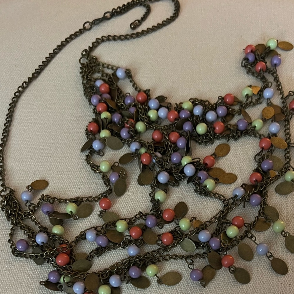 Colorful necklace - Picture 3 of 3